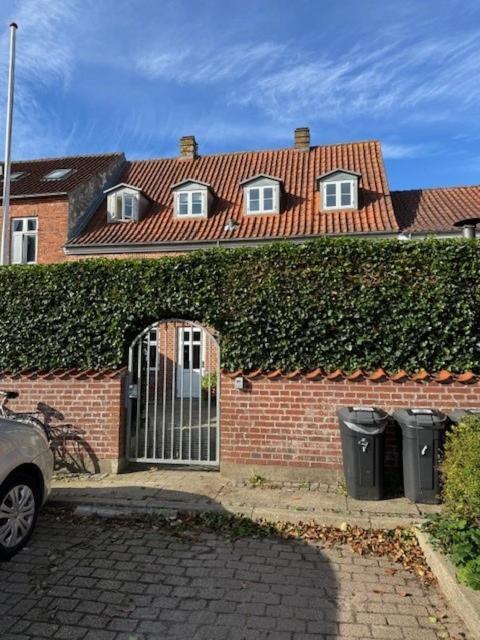 Korsbrodregade 12 * Ribe